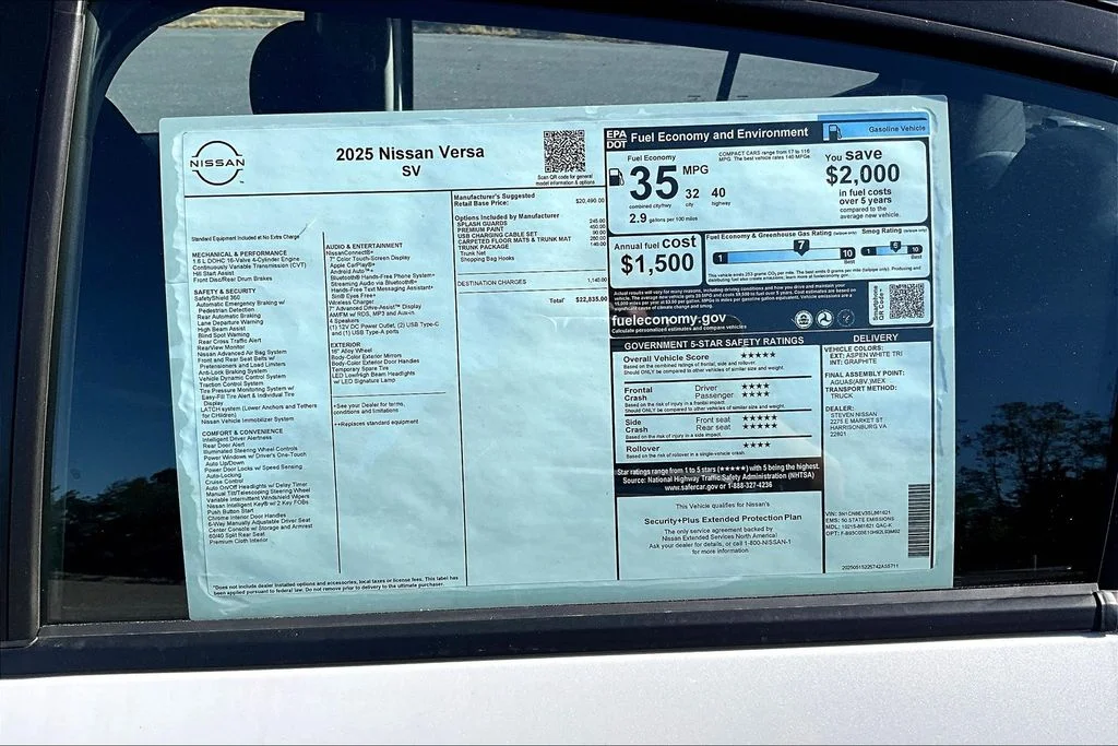 2025 Nissan Versa Sedan SV - Photo 13