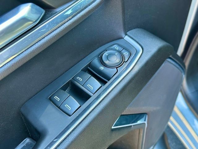 Used 2023 Sterling Metallic GMC Elevation image 11