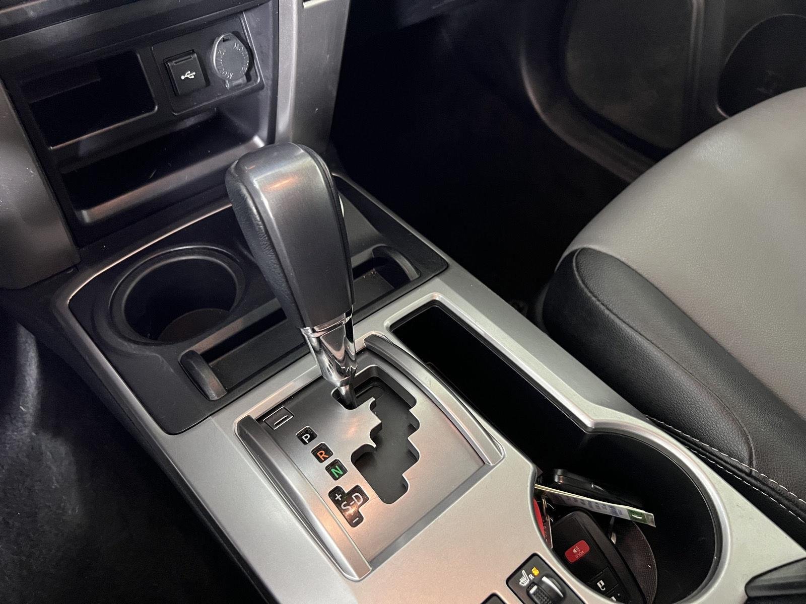 Used 2022 White Toyota SR5 Premium image 20