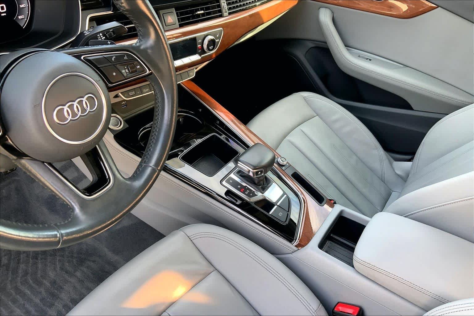 Used 2020 Manhattan Gray Metallic Audi Premium Plus image 17