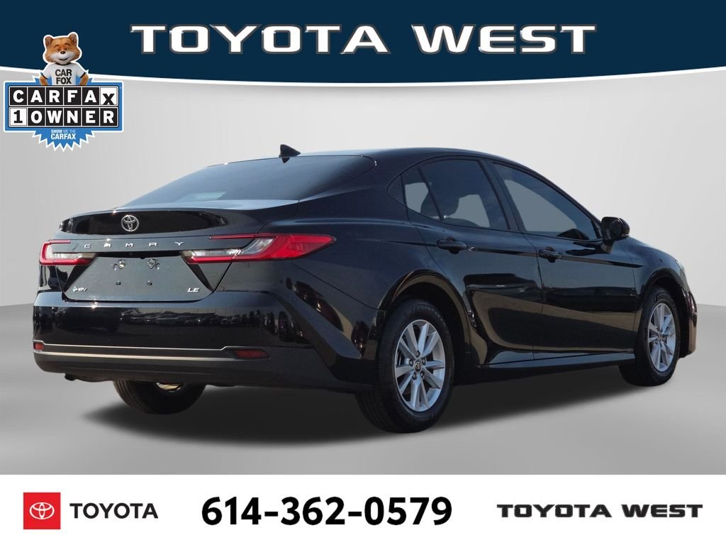 Used 2025  Toyota LE image 7