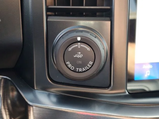 New 2026 Glacier Gray Metallic Tri-Coat Ford F-250® Lariat® image 31