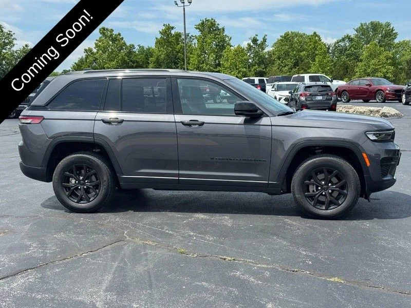 Certified Used 2024 Gray Jeep Altitude X image 2
