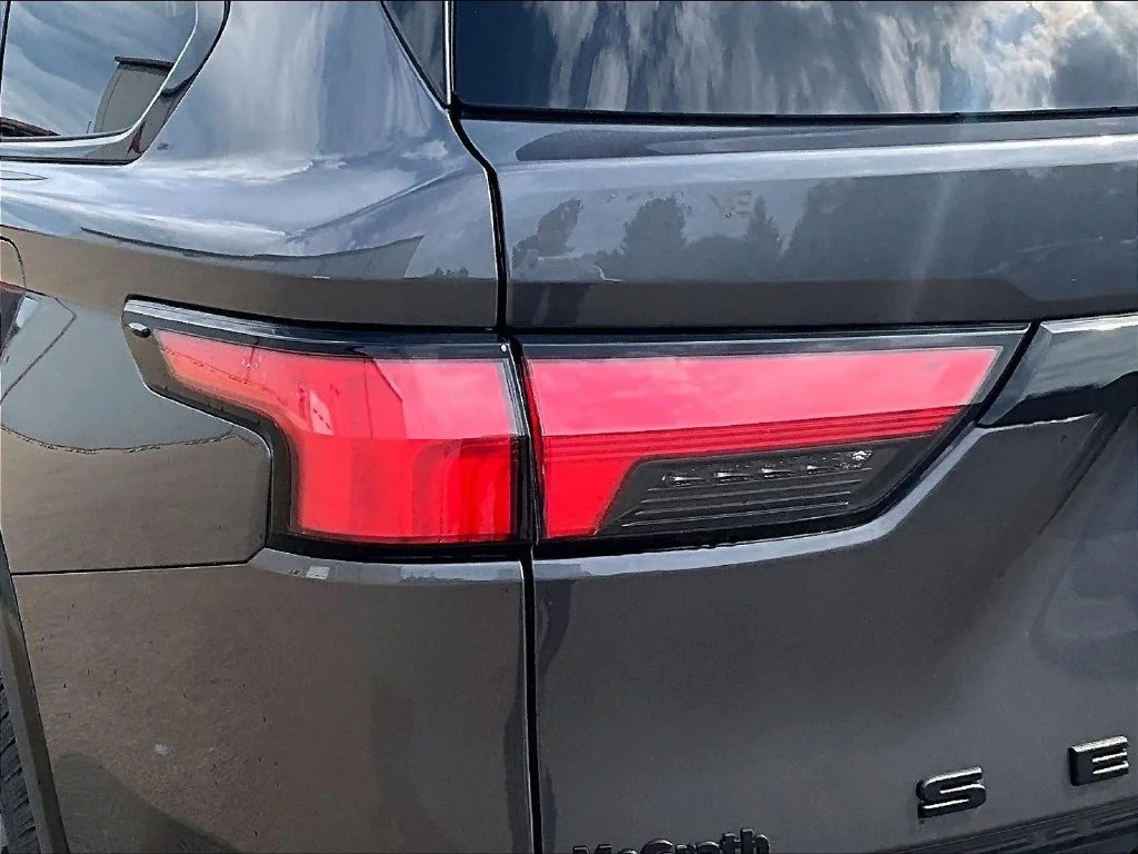 2024 Toyota Sequoia Platinum - Photo 25