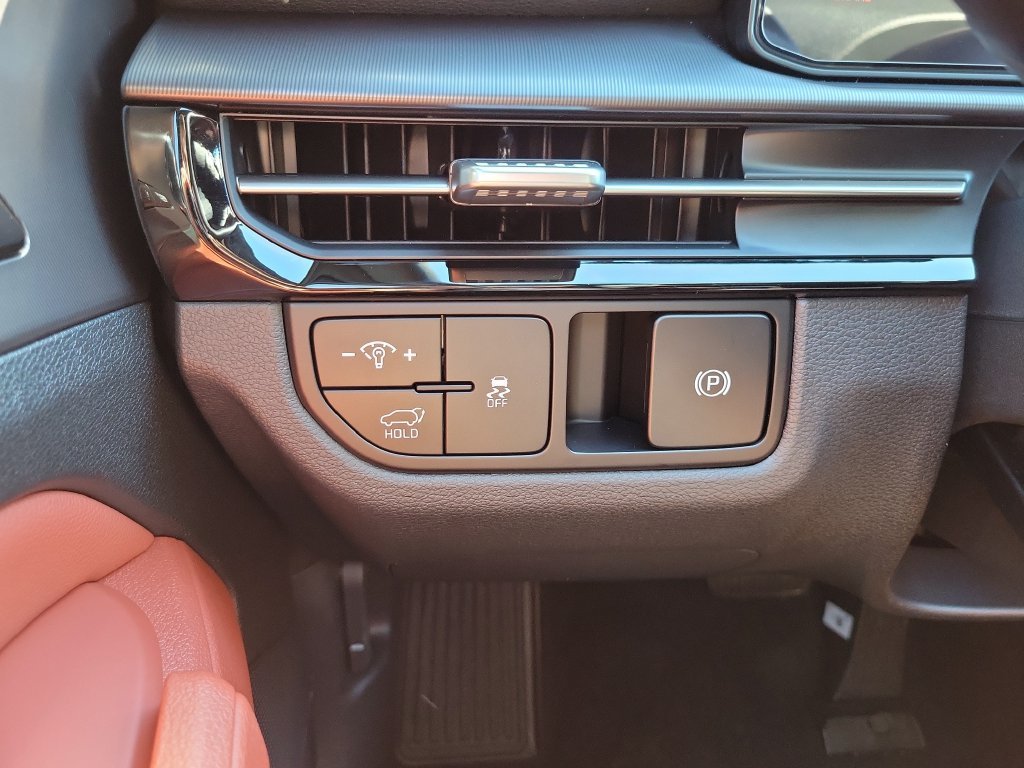 New 2027 Wolf Gray Kia SX Prestige image 24