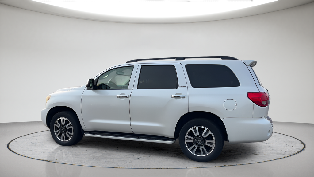 Used 2010 White Toyota Platinum image 8