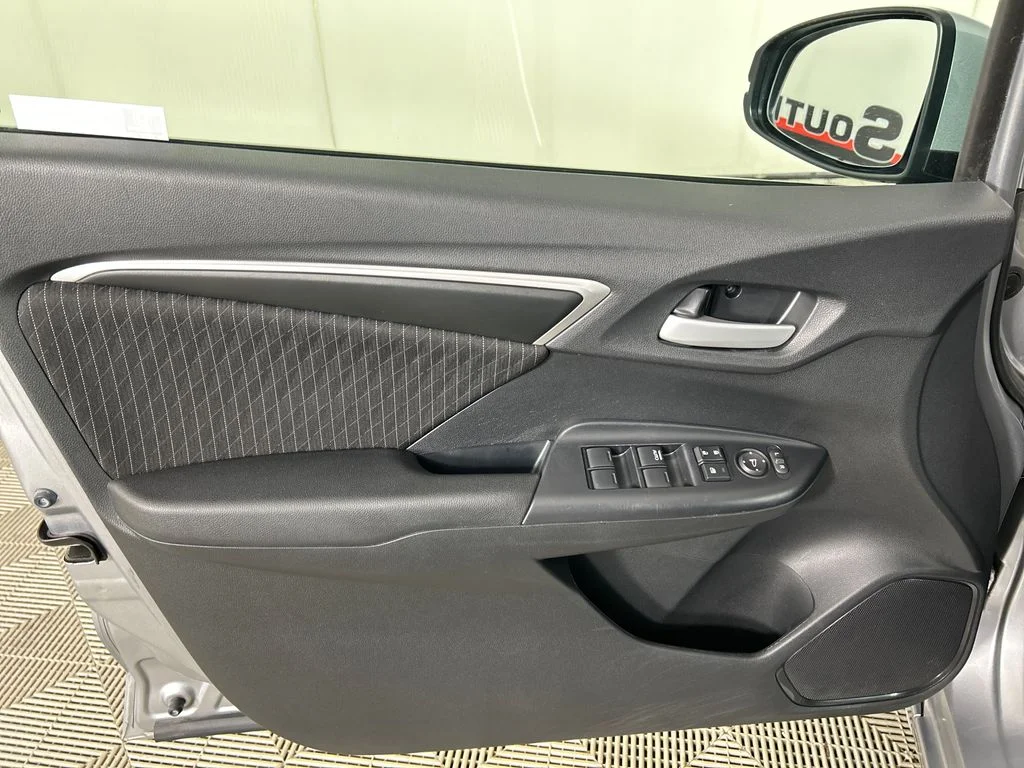 Used 2020 Silver Honda EX image 10