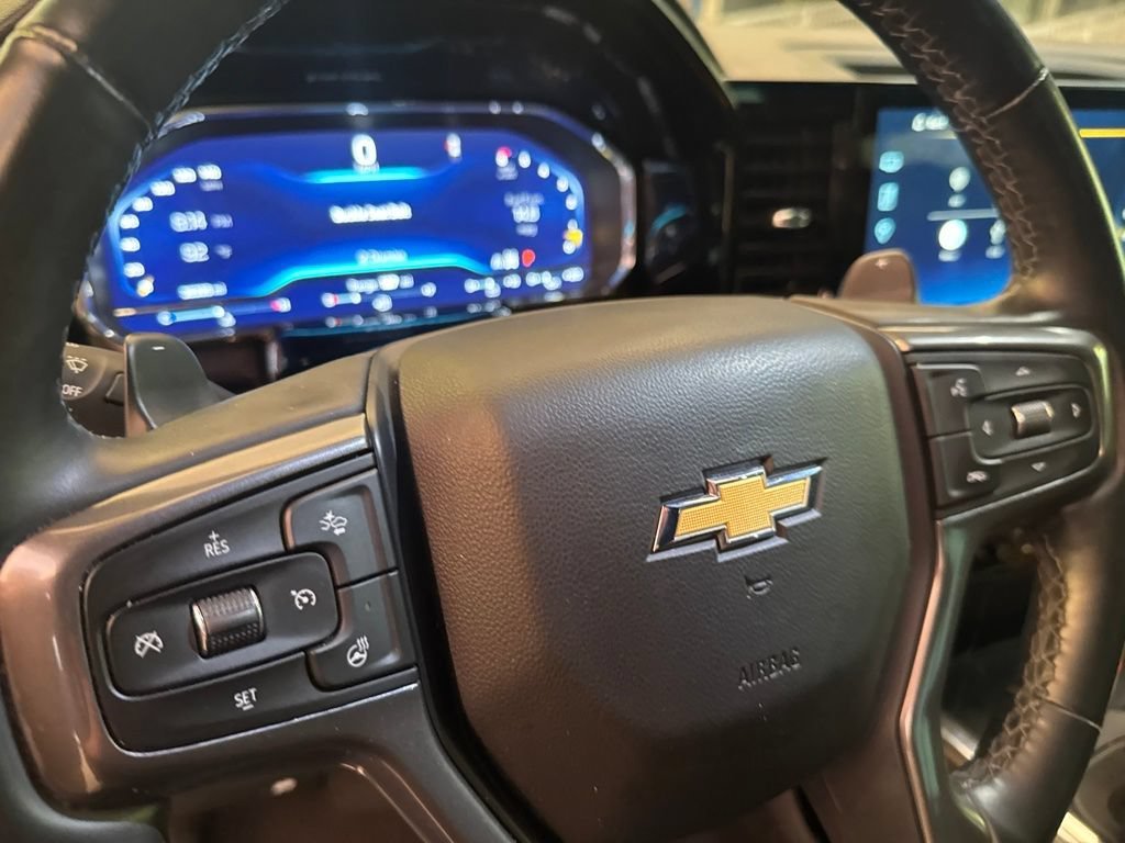 Used 2024 Black Chevrolet High Country image 21