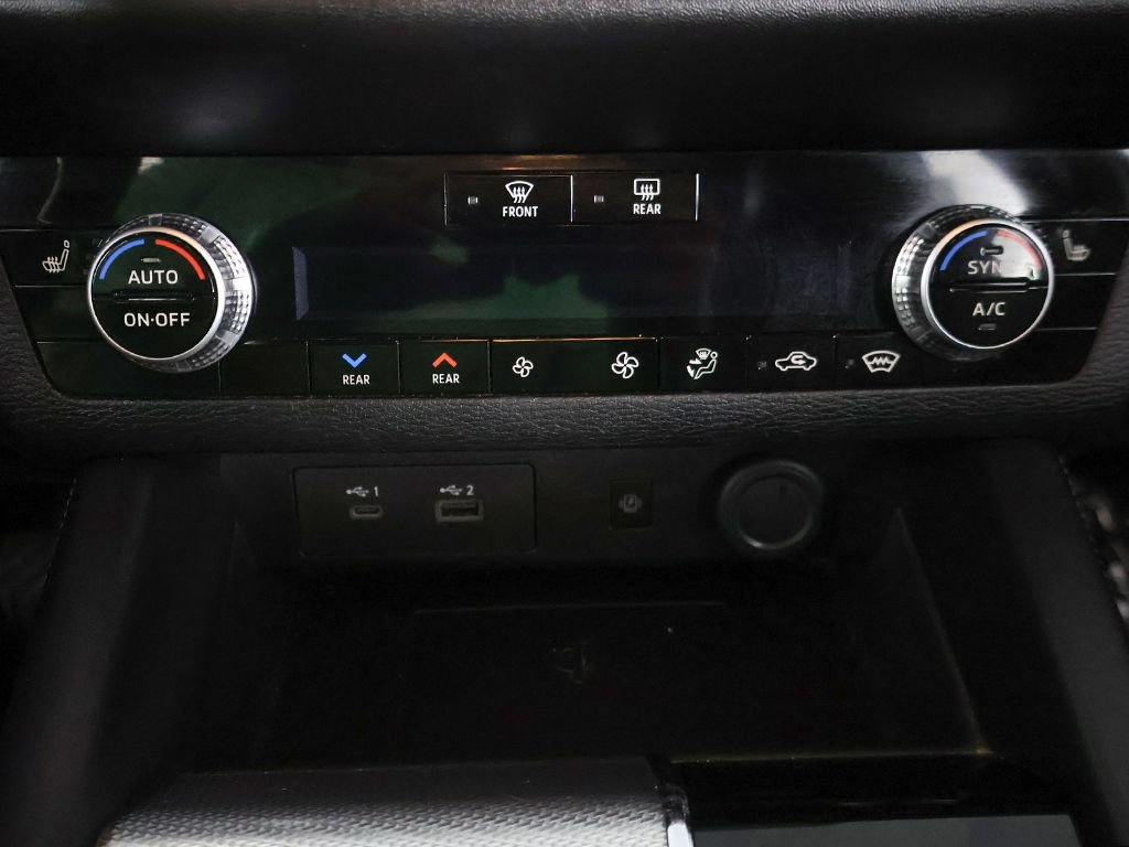 Used 2022 White Mitsubishi SEL image 50