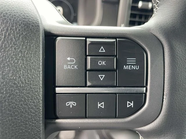 New 2026 Iconic Silver Metallic Ford Lariat® image 10