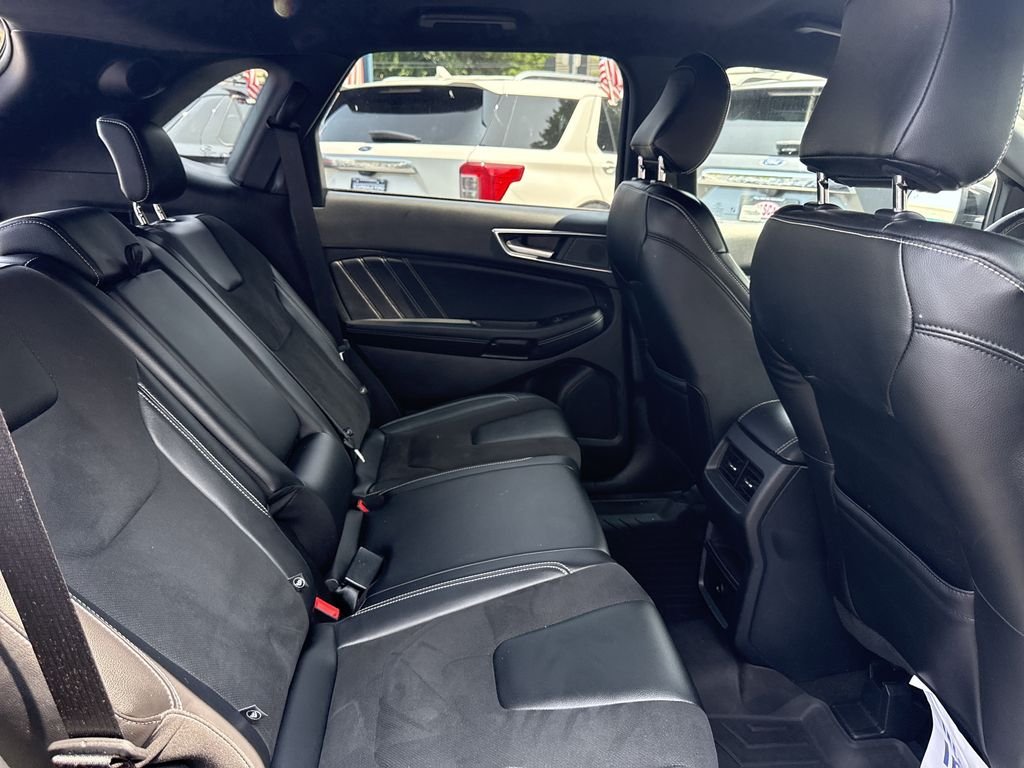 Used 2023 Black Ford ST image 30