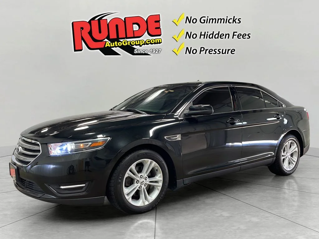 2015 Ford Taurus SEL FWD's photo