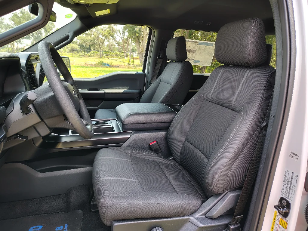 New 2026 Oxford White Ford STX CREW 4X4 LOBO image 16