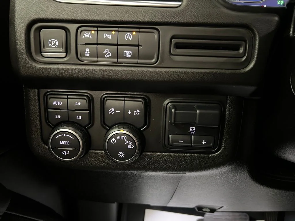 2023 Chevrolet Tahoe Z71 - Photo 35