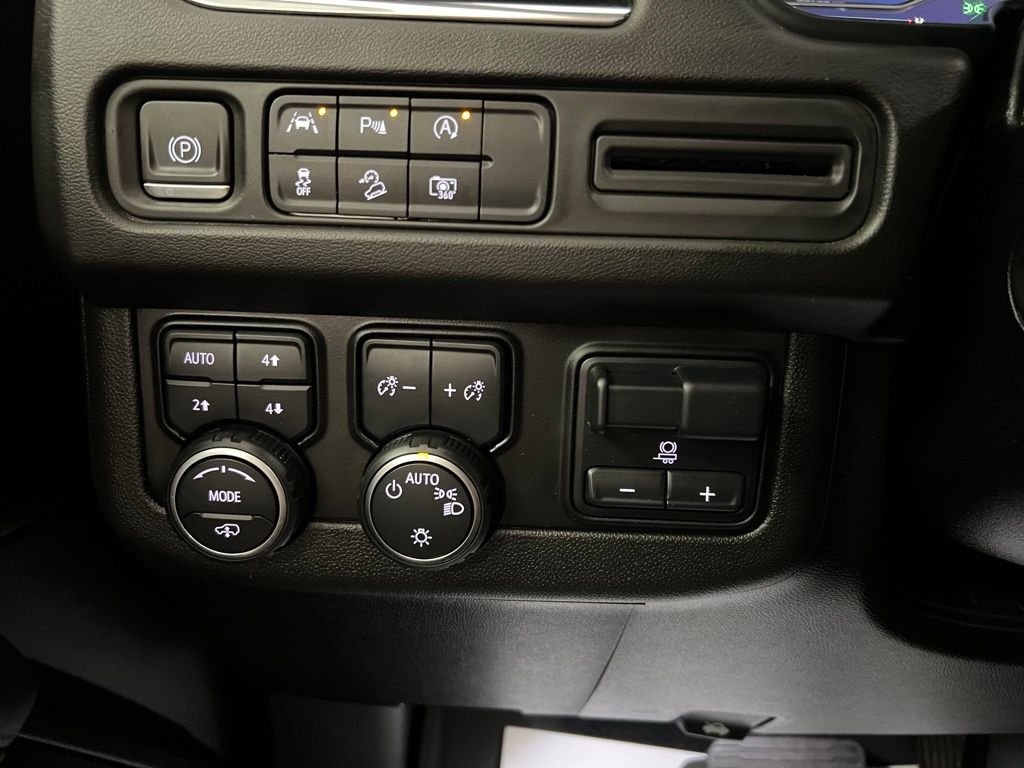 2023 Chevrolet Tahoe Z71 - Photo 35