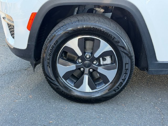 Used 2024 White Jeep 4xe image 12