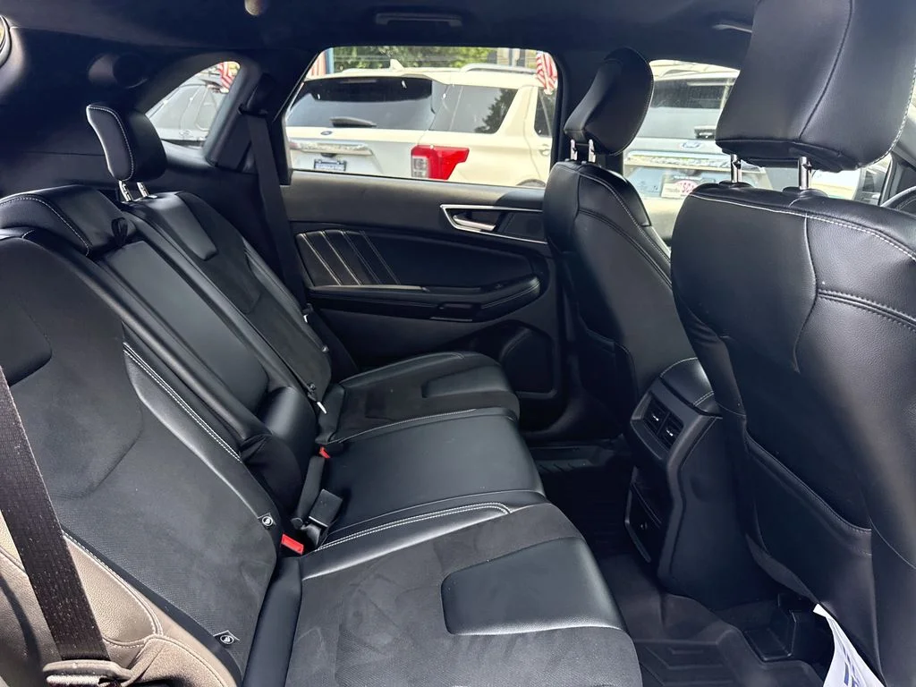 Used 2023 Black Ford ST image 30
