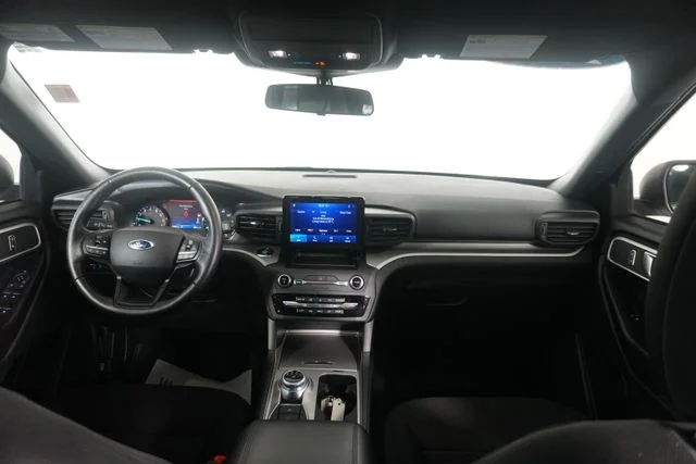 Used 2020 Oxford White Ford XLT image 21