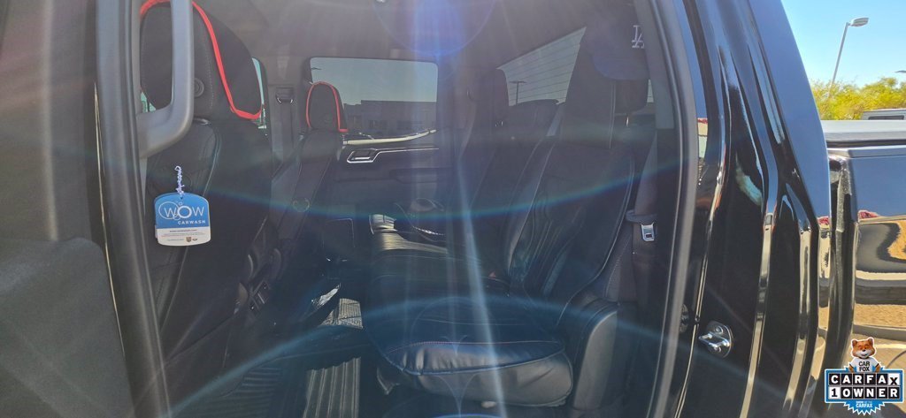 Used 2024 Onyx Black GMC Elevation image 19