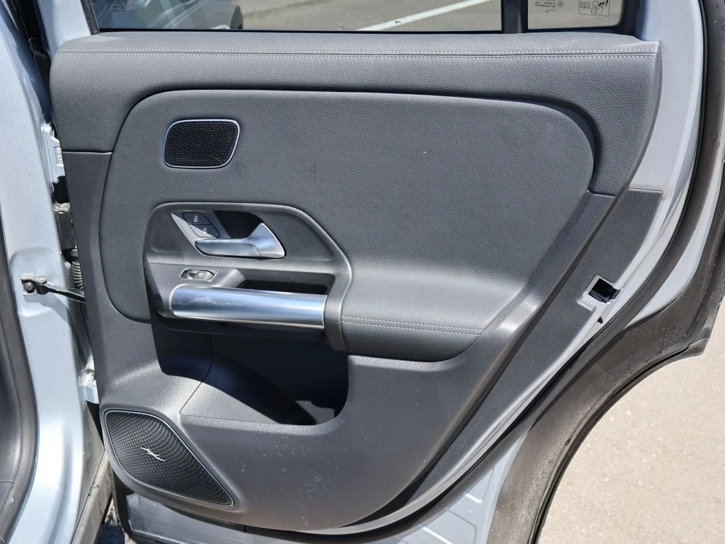Used 2026 Cirrus Silver Metallic Mercedes-Benz GLA 250 image 14