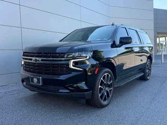 Used 2022 Black Chevrolet RST image 1