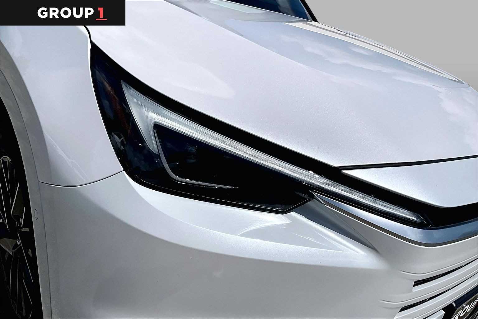 Certified Used 2024 WIND CHILL PEARL Lexus Premium image 26