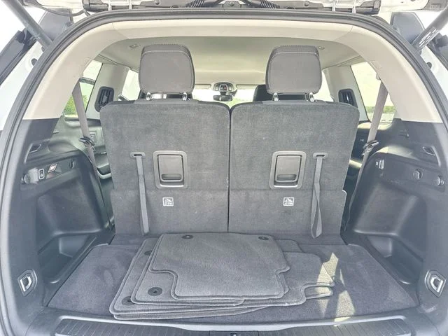 Certified Used 2023 White Jeep Laredo image 31