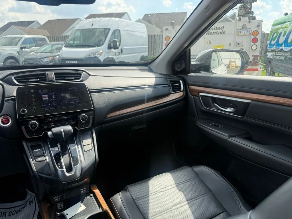Certified Used 2020 White Honda Touring image 39