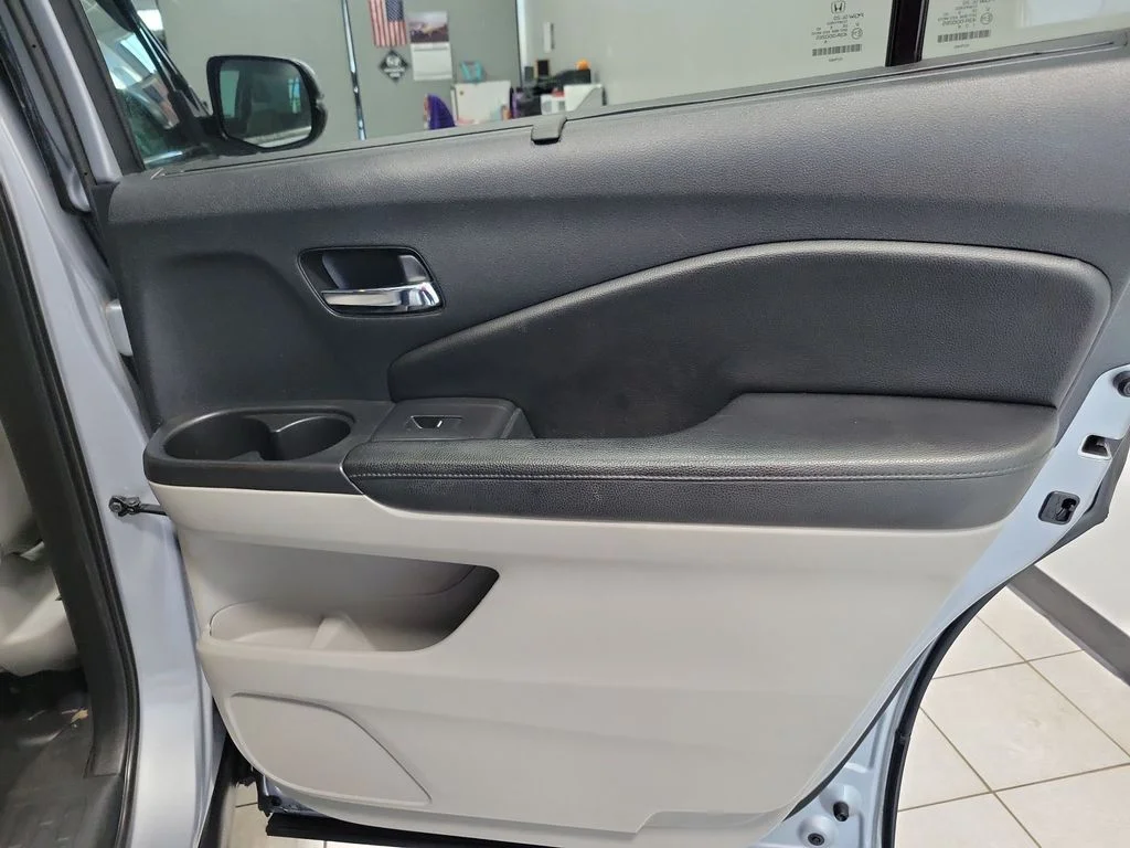 Used 2019  Honda EX-L image 20