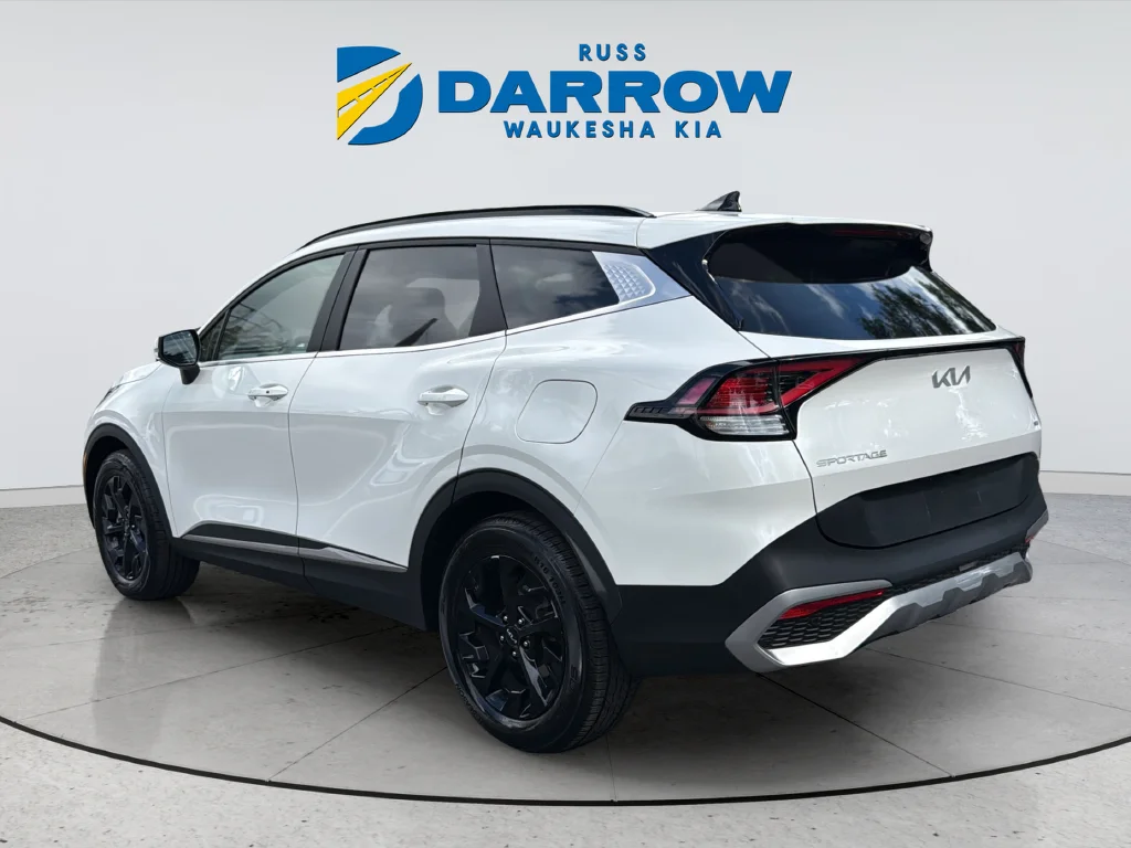 Used 2023 White Kia EX image 3