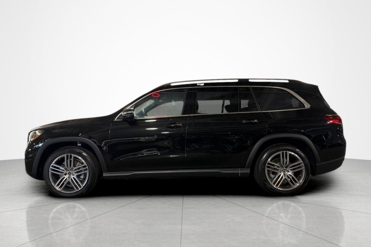 New 2026 Obsidian Black Metallic Mercedes-Benz GLS 450 4MATIC® SUV image 2
