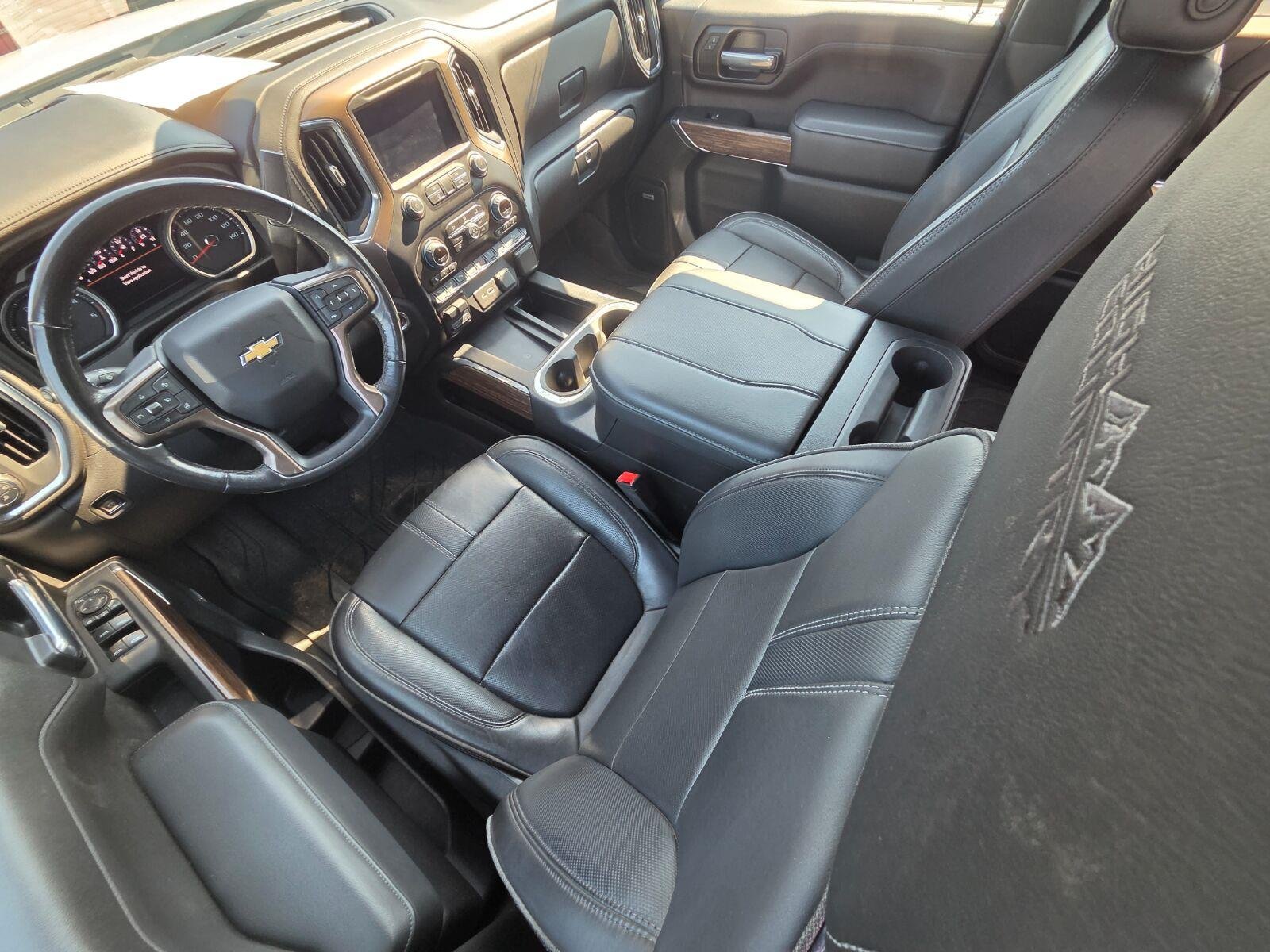 Used 2023 IRIDESCENT PEARL TRICOAT Chevrolet High Country image 12