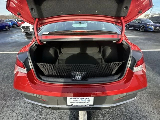 Used 2025 Red Hyundai SEL Sport image 22
