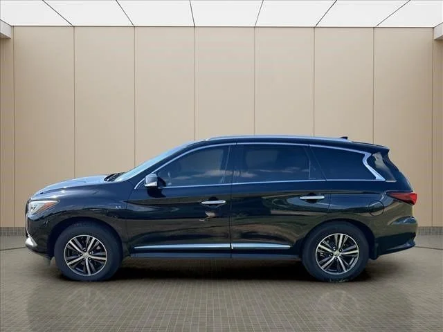 Used 2016 Black INFINITI Base image 6