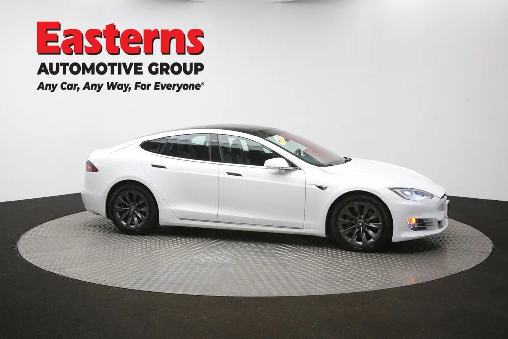 Used 2018 White Tesla 100D image 42