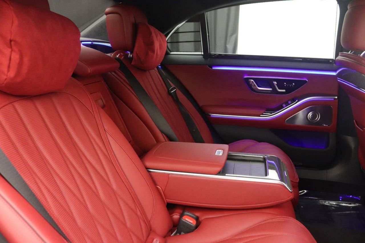 2025 Mercedes-Benz S-Class S 63 - Photo 10