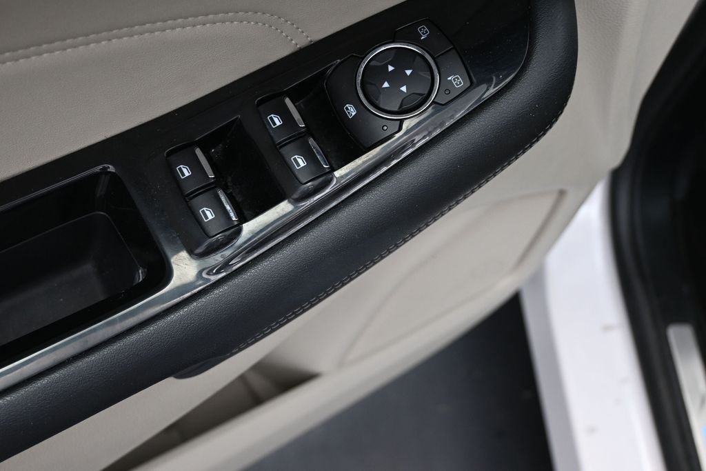 Used 2019 White Ford Titanium image 18