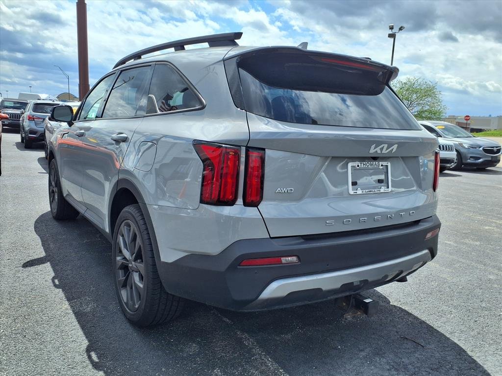 Used 2022 Wolf Gray C7s Kia X-Line SX Prestige image 6