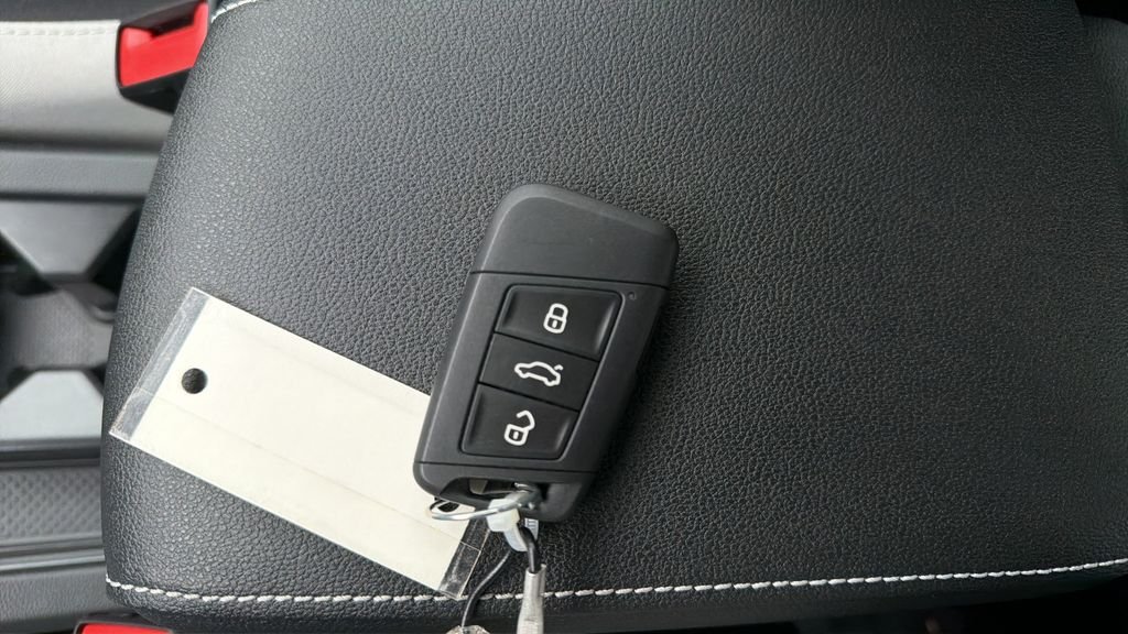 New 2026 Deep Black Pearl Volkswagen 1.5T S image 22