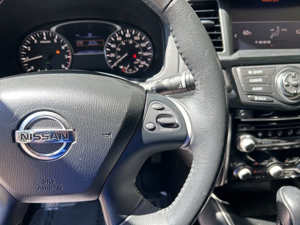 Used 2017 White Nissan SV image 22