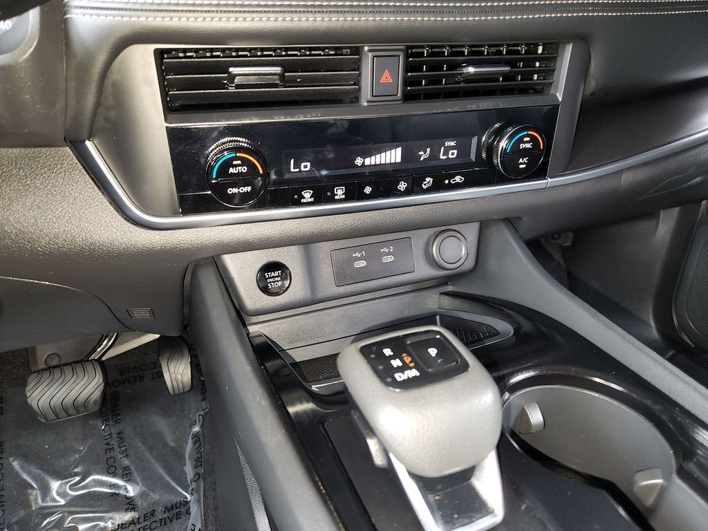 Used 2025 Gray Nissan SV AWD image 21