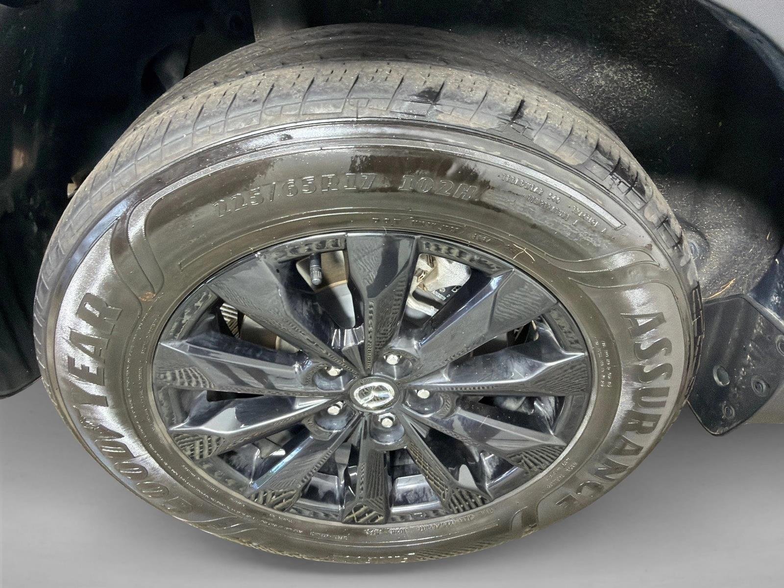 Used 2025 Wind Chill Pearl Mazda 2.5 S Preferred Package image 17