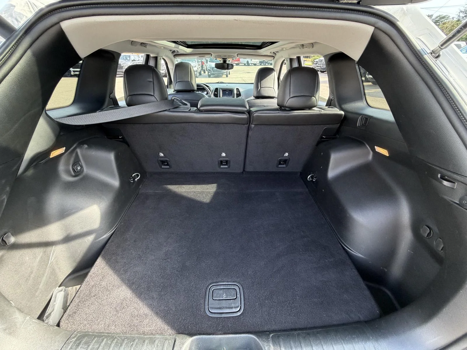 Used 2019 Bright White Clearcoat Jeep Latitude Plus image 19