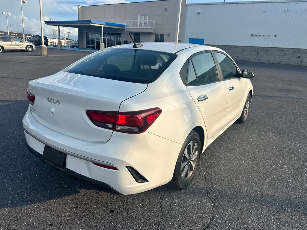 Used 2023 Clear White Kia S image 5