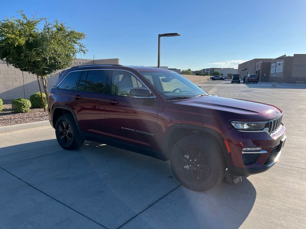 Used 2023 Red Jeep Limited image 5