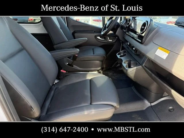 2026 Mercedes-Benz Sprinter Crew Van Base - Photo 8