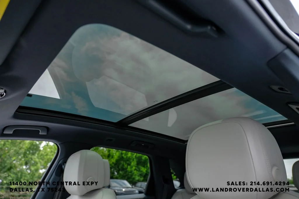 Used 2021 Moonlight Blue Metallic Porsche S image 4