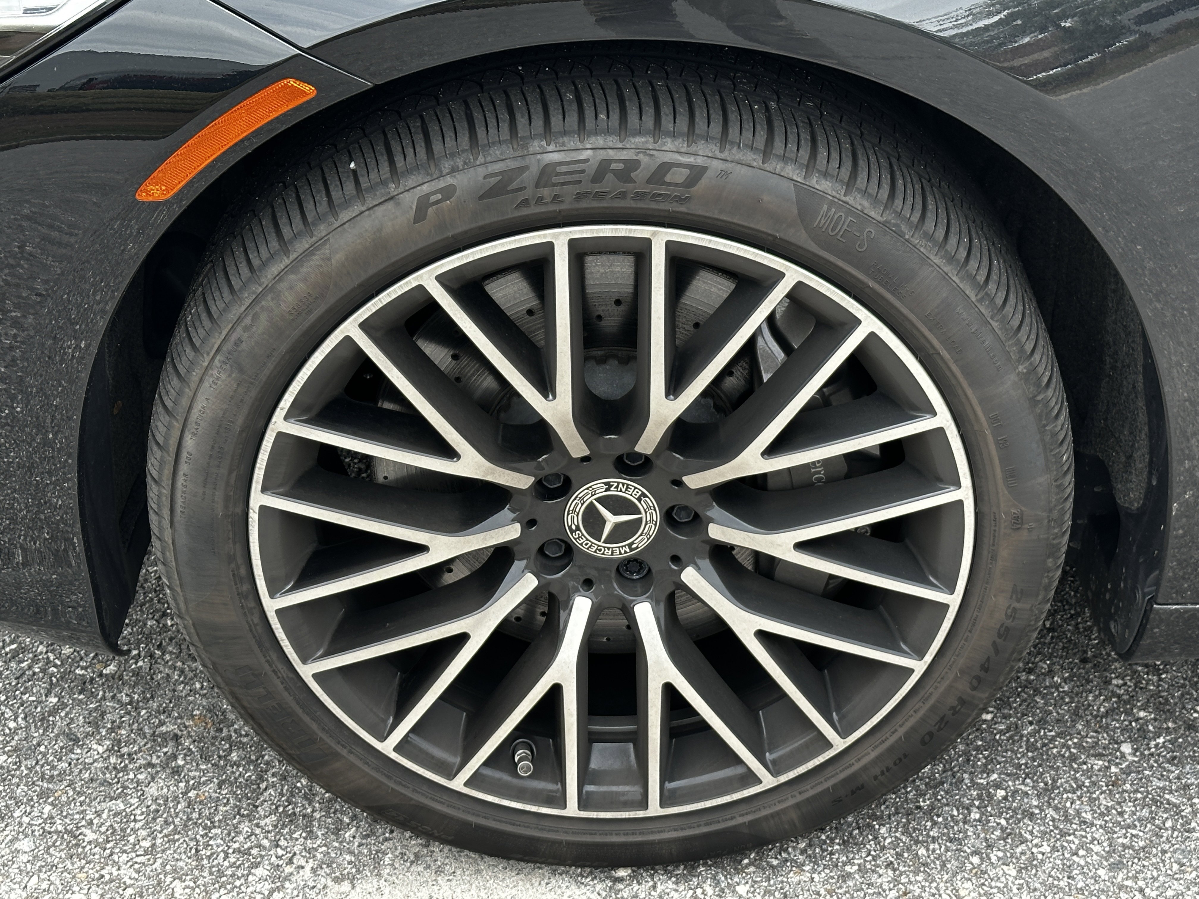 Certified Used 2025 Black Mercedes-Benz S 580 image 13
