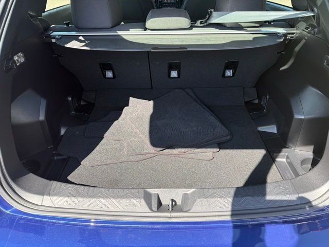 Used 2025 Blue Subaru Base image 9