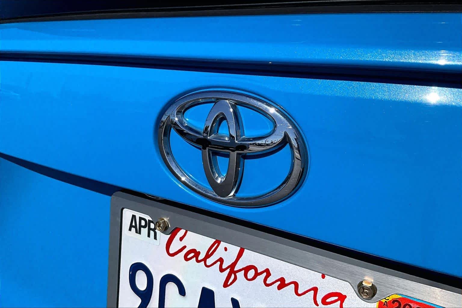 Used 2021 Blue Flame Toyota Adventure image 30